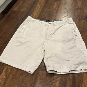 J.Crew Men’s Shorts 32 waist 9 inseam